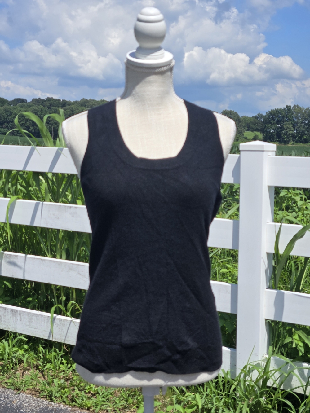 Banana Republic Black Sleeveless Tank Top Sz XL 100% Cashmere